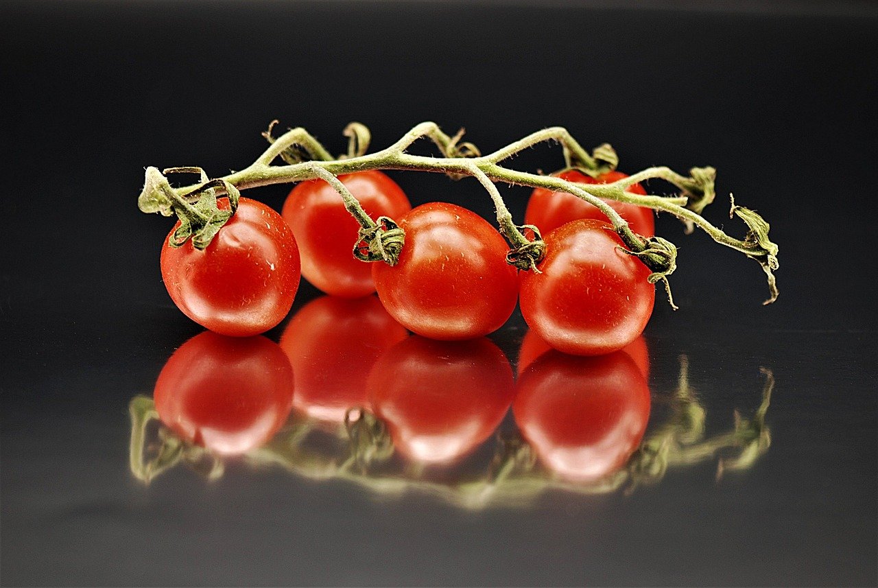 Köy Domatesi